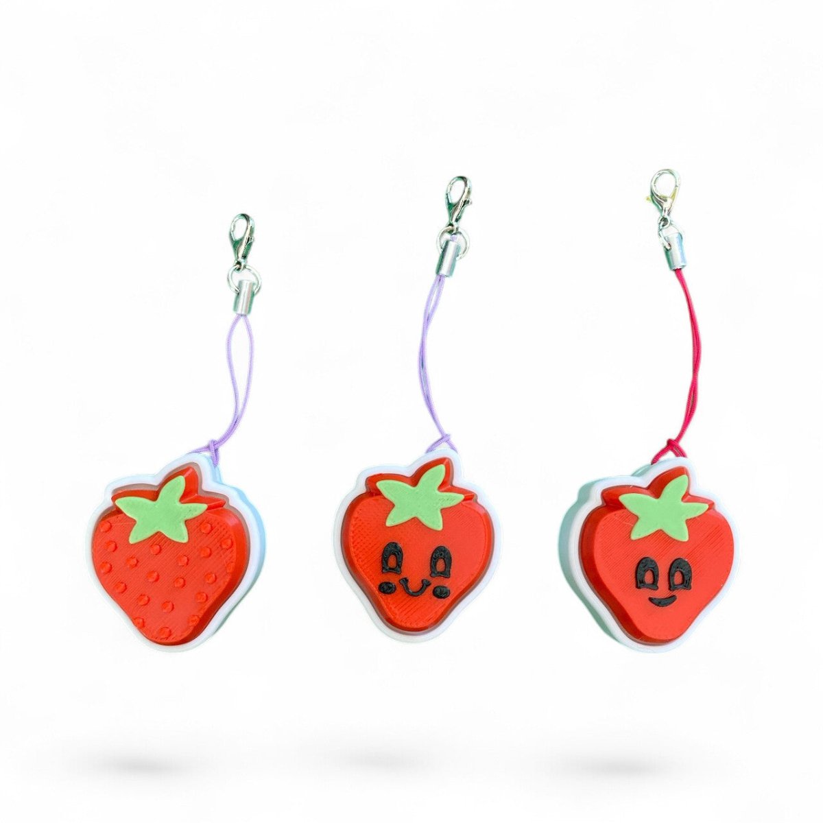 Clicker - Strawberry - Chickadee