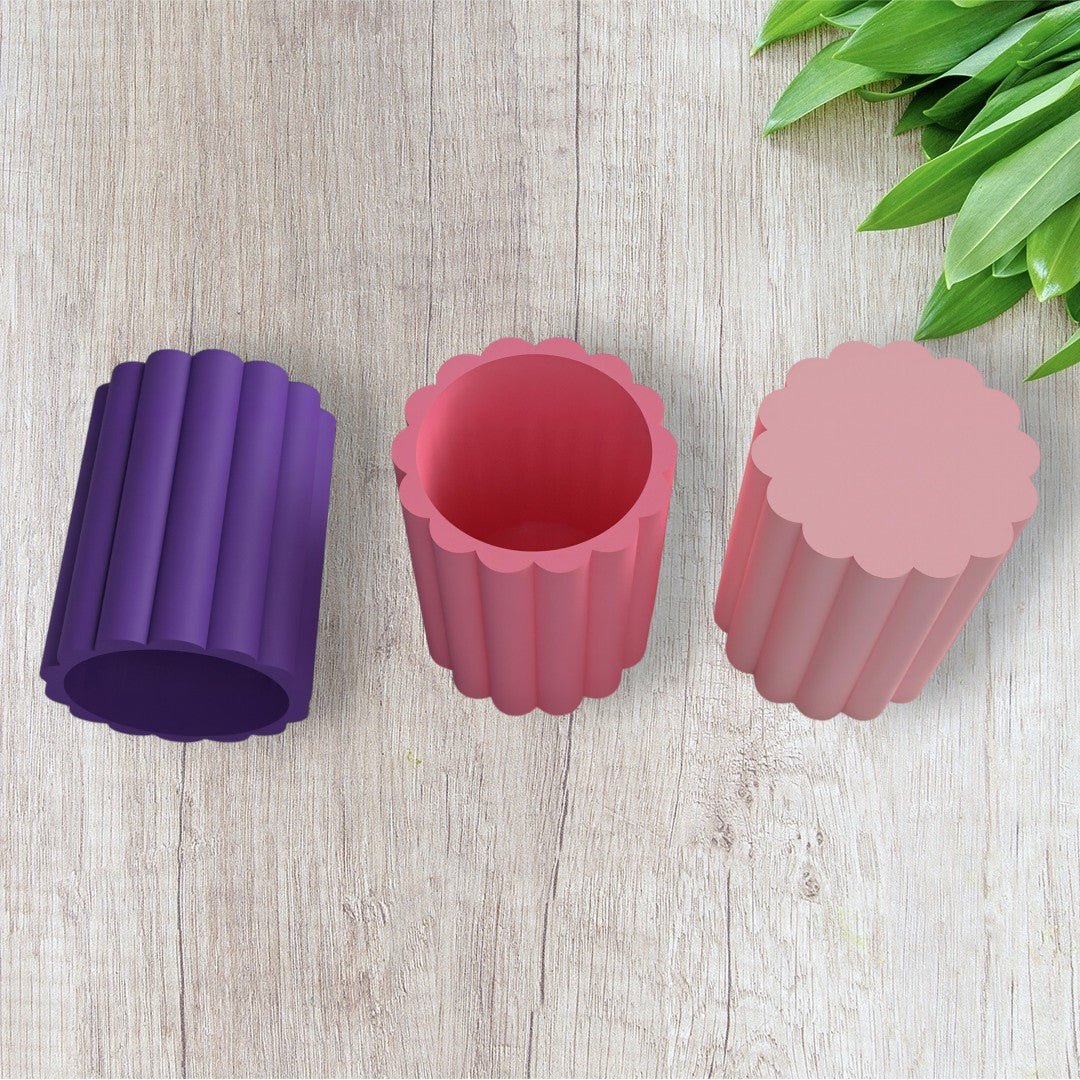 Round Wavy Craft Organiser V2 - Chickadee