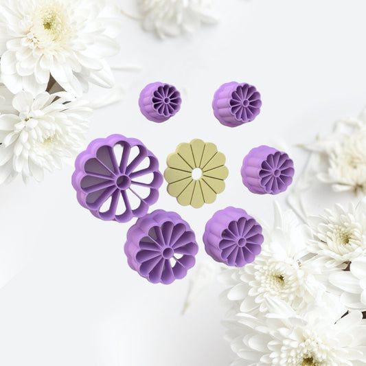 12 Petal Flower Cutter - Chickadee