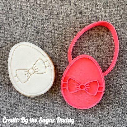 Easter Egg V9 Cutter and Stamp - Chickadee